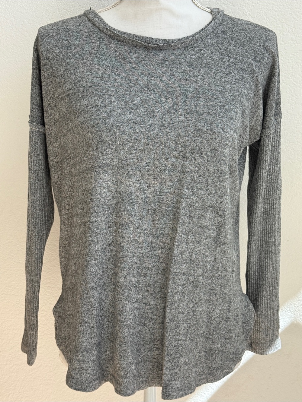 Bobeau Gray Long Sleeve Ribbed Viscose blend Knit Pullover Sweater Size S